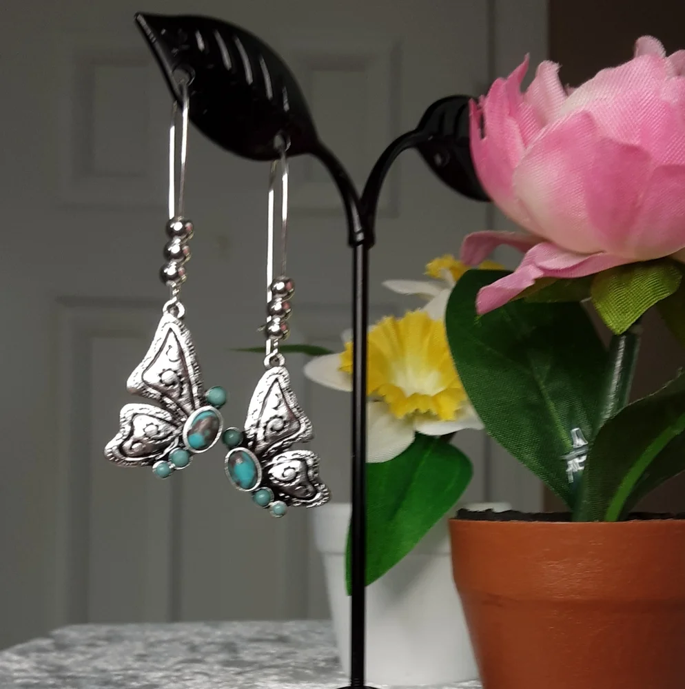 Handmade Butterfly Earrings Turquoise And Silvertone - Picture 6 of 6